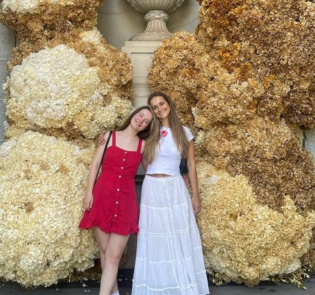 Sigrid model high quality picture