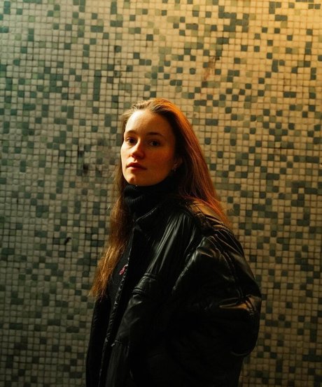 Sigrid nice model pic