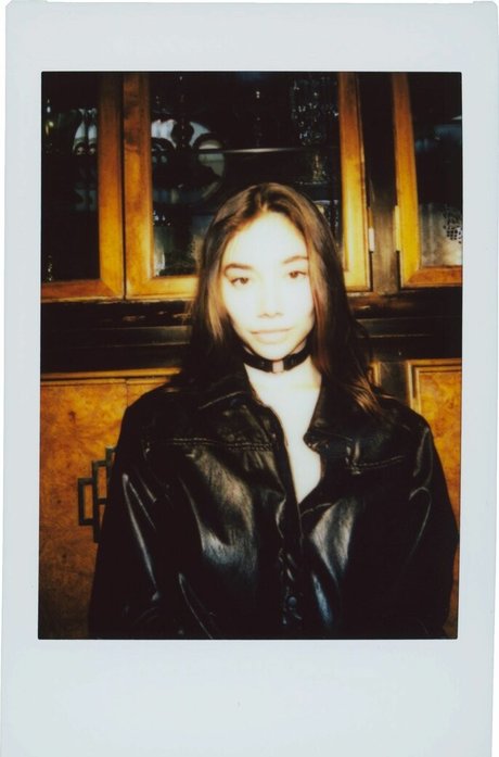 Desiree Flores star erotic image