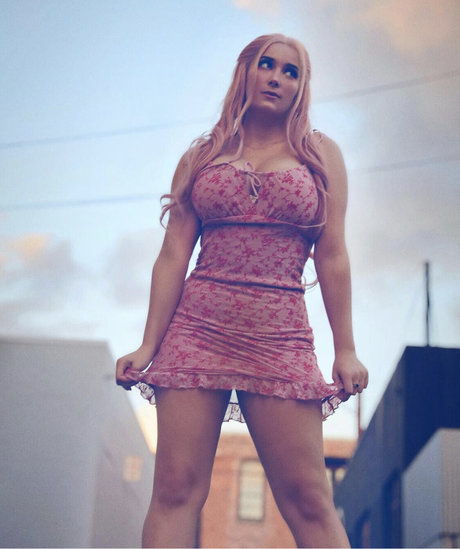 Moriah Lynne sexy pornstar picture