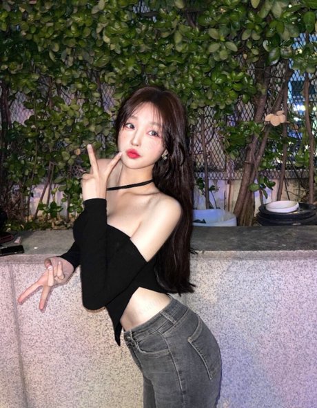 woohankyung nudes star photo