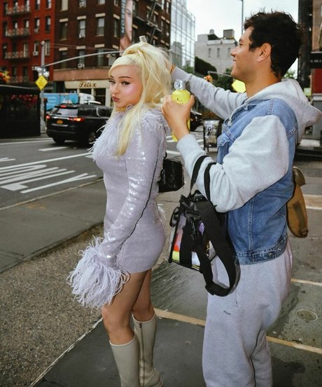 Kim Petras art actress galleries