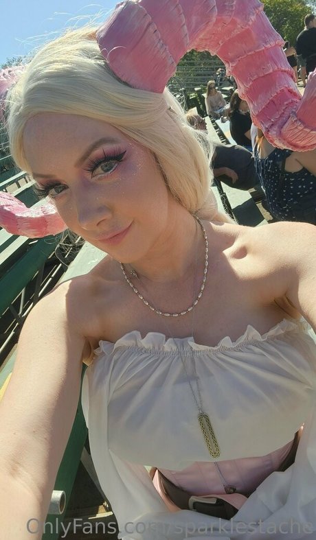 sparklestache erotic star image