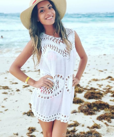 amayasornioficial pornstar hot pictures