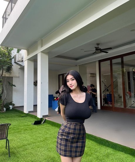 Anastasya Khosasih pornstar sexy photos