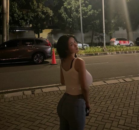 Anastasya Khosasih star nude img