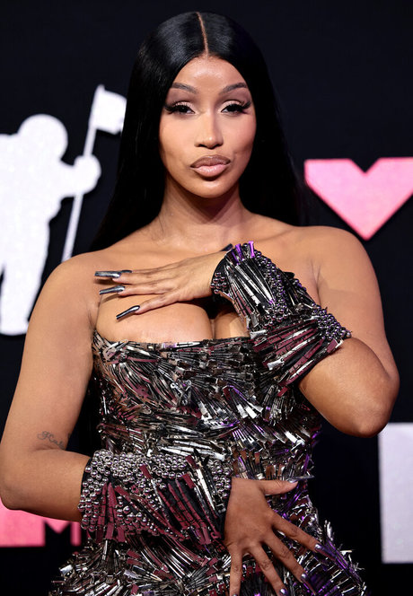 Cardi B top actress picture