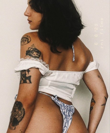 lapintoramarta nude star archive