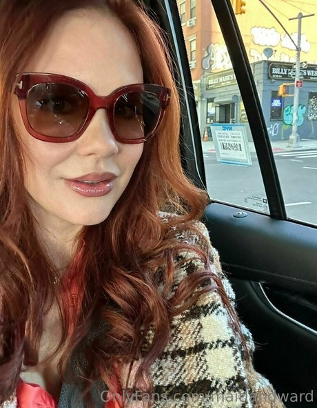 maitlandward pornographic model picture