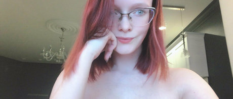 evenink free porn actress image