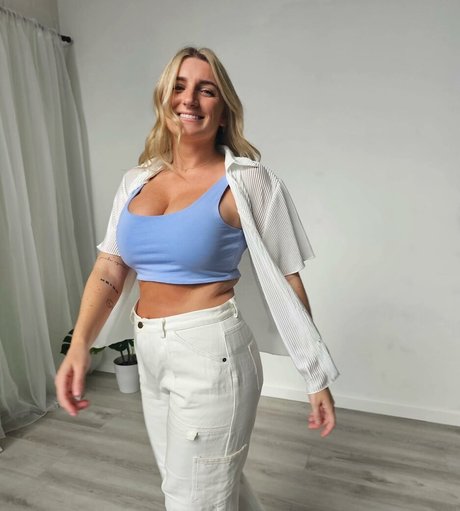 B Rookrlambert star nude picture