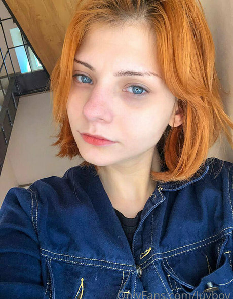 luybov model hot img