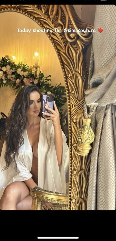 Oriola Marashi model adult picture