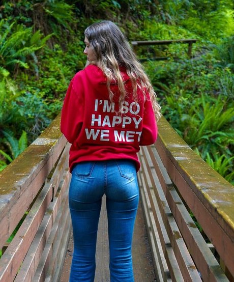 Miss x bee hot model gallery