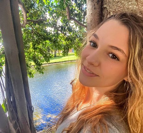 Miss x bee nude star picture