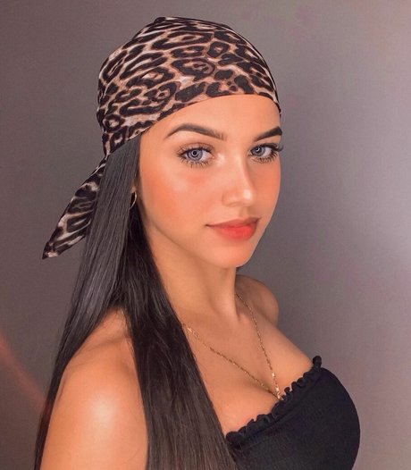 Valeria Carruyo model beautiful archive