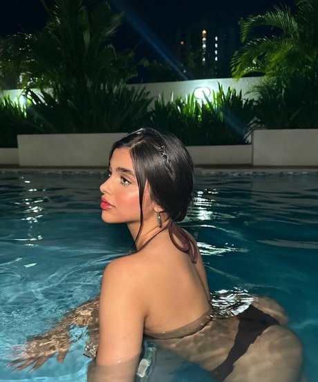 Valeria Carruyo art pornstar pics