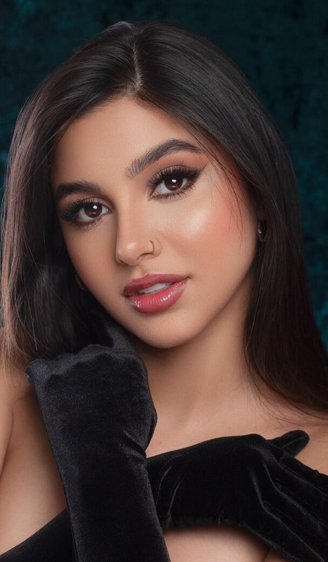 Valeria Carruyo sex pornstar galleries