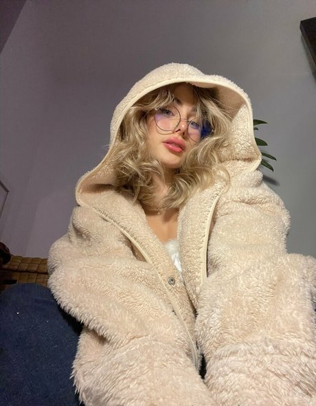 antonia savatto star high quality img