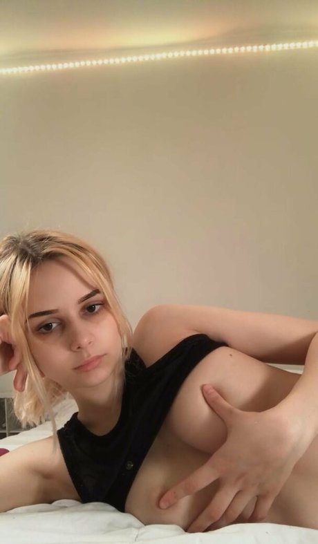 May Vierra pretty model photos