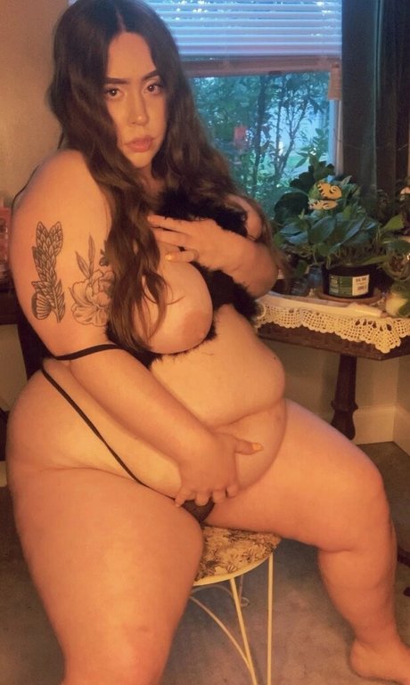 thickhungryhoney naked star photos