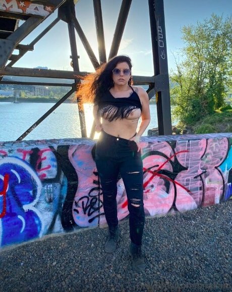 Bria And Chrissy pornstar nudes photos