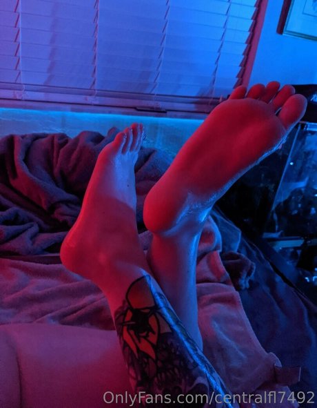 centralfl7492 free star img