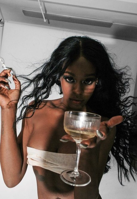 Azealia Banks art star images