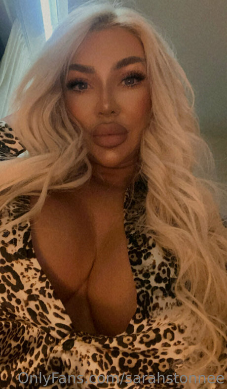 sarahstonnee art pornstar photos