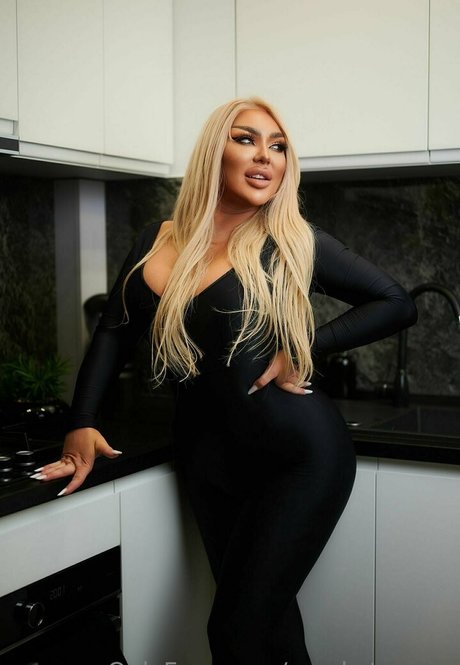 sarahstonnee star porn galleries