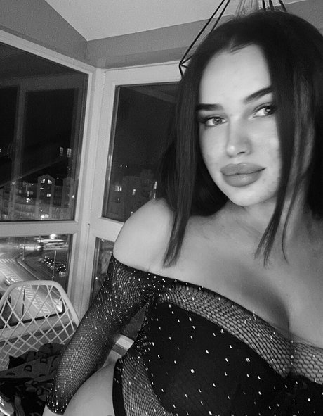 julyboobsfree pornstar naked picture