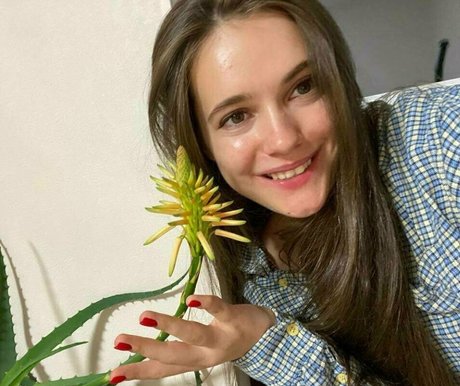 meridianaua erotic model pictures