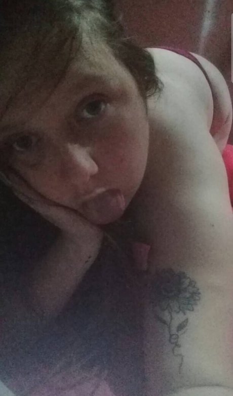 Amiga Marmitinha star pornographic image