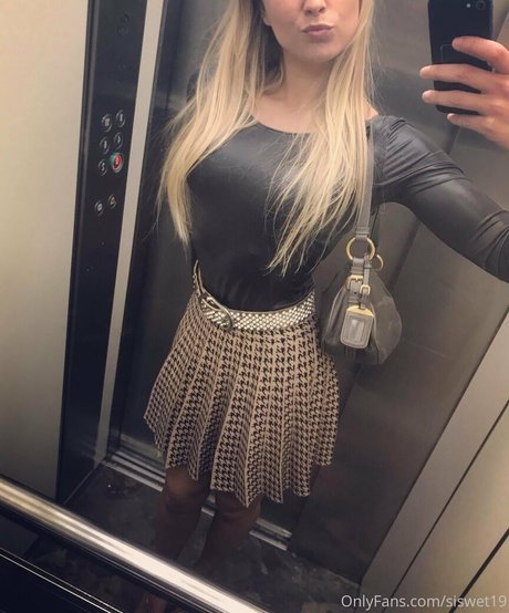 siswet19 xxx actress photo