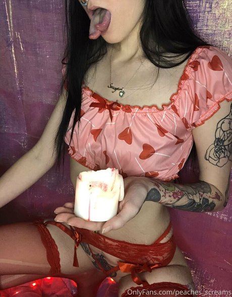 peacheyscreams sex actress picture