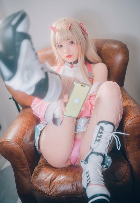 jen2jen2 model adult photo