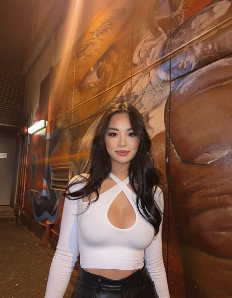 black hair onlyfans hot nude pics