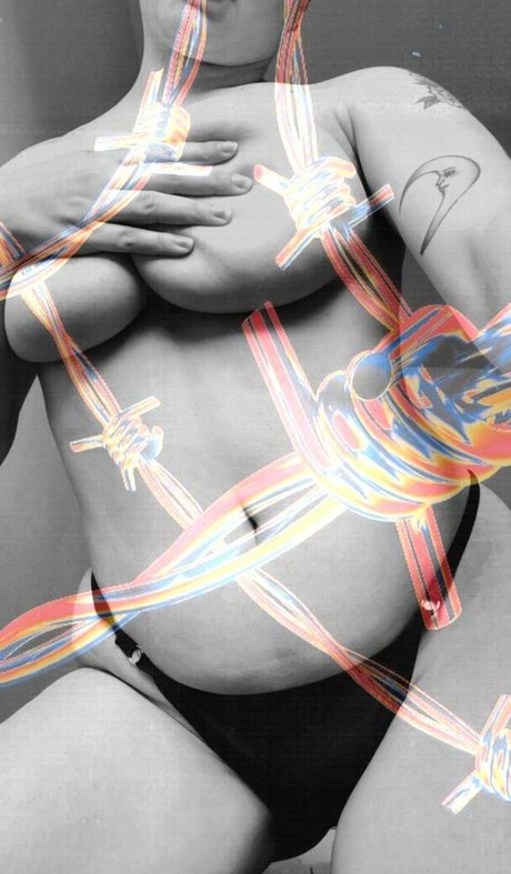 Moonvvenus nudes star image