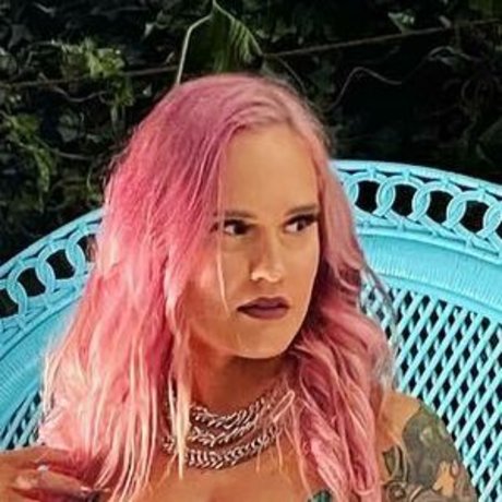 Shazza McKenzie model pornographic galleries