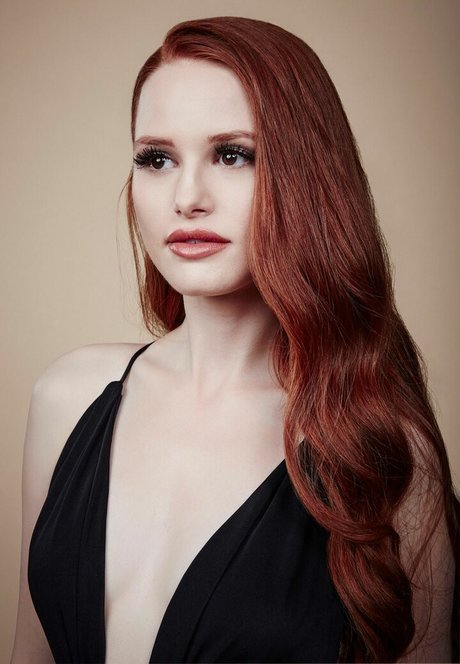 Madelaine Petsch free star img