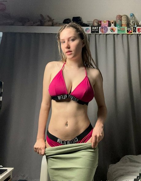 Gewoonalicia model beautiful images