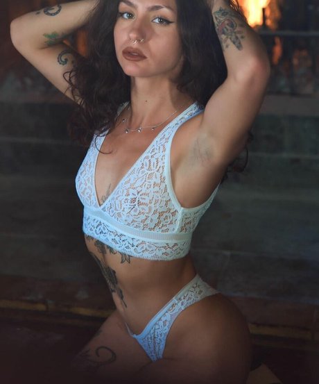 Deeperse art model gallery