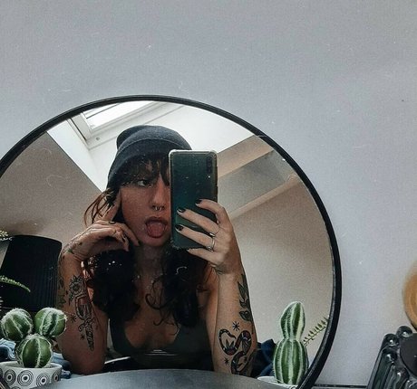 Deeperse nudes actress pictures