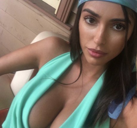 Bianca Censori free pornstar image