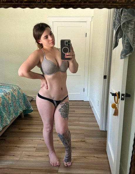 lunabennatv nude star galleries