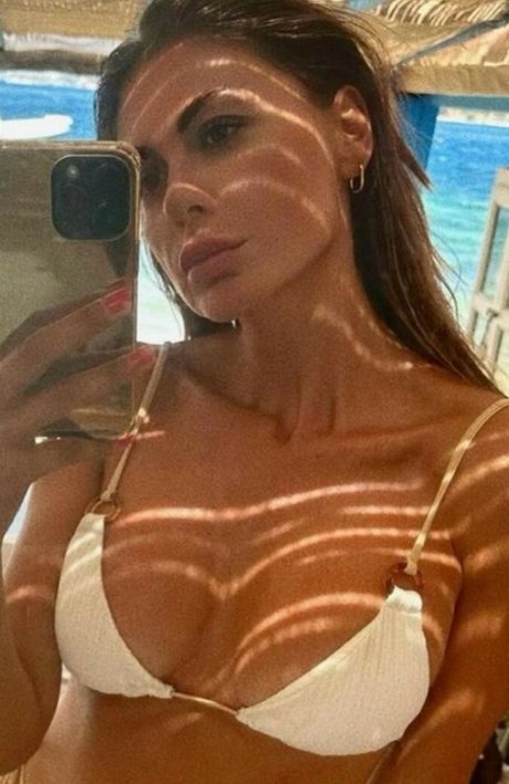 Jolanda De Rienzo pornstar erotic images