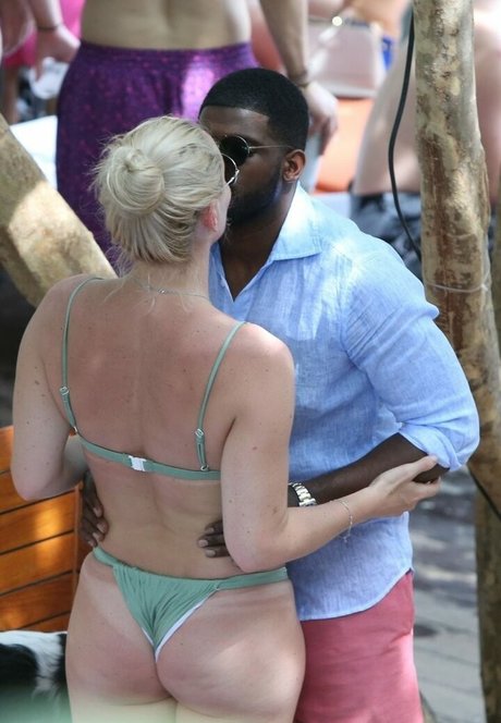 Lindsey Vonn pornstar adult pics