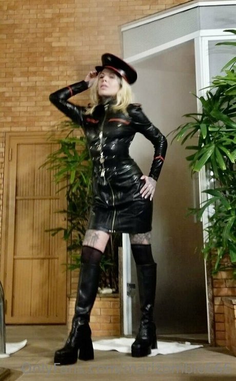 marizombie666 erotic pornstar image