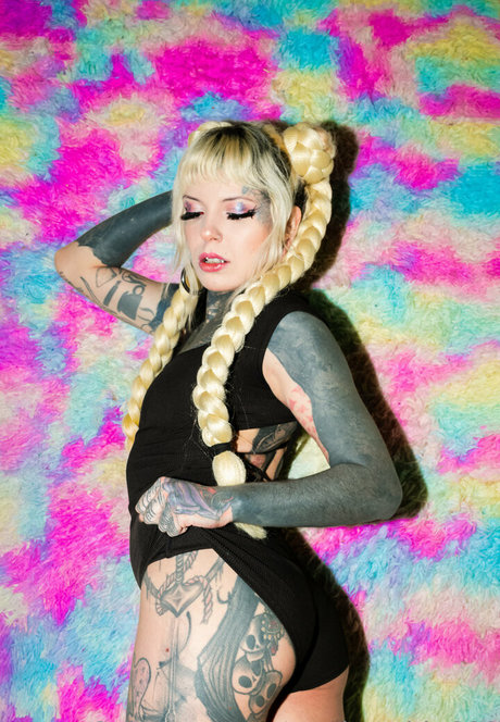 marizombie666 hd pornstar image