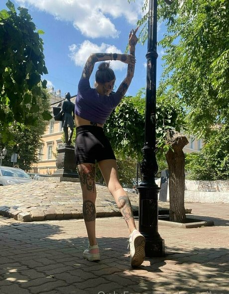 marrllaa perfect pornstar picture